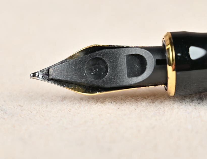 Pre-Owned Pens: Parker Duofold International - Image 3
