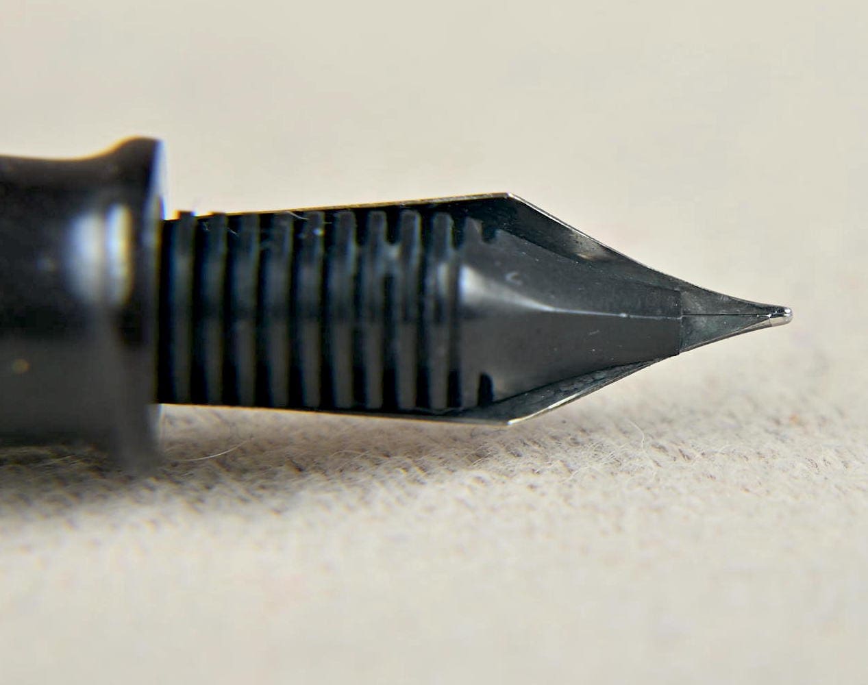 Vintage Pens: Sheaffer Balance - ThePenMarket.com